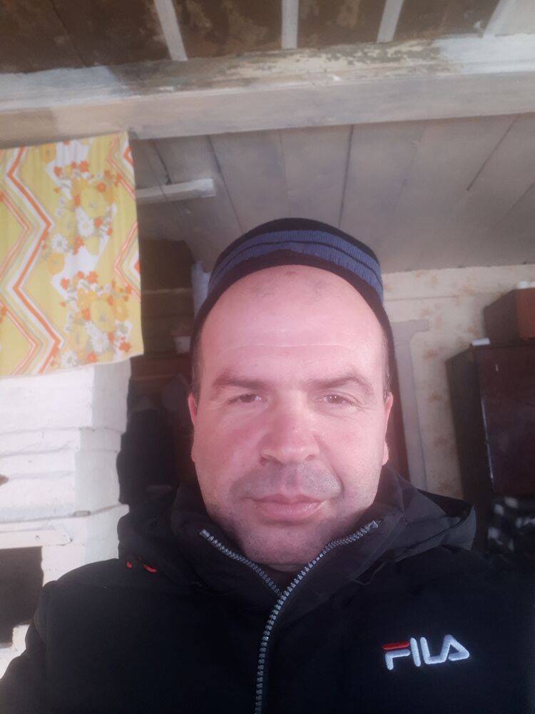  25745289  , 44 ,    