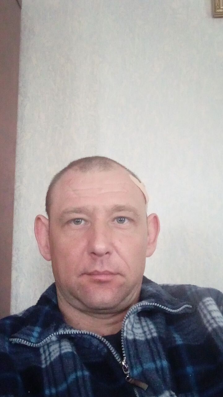  33279189  , 39 ,    
