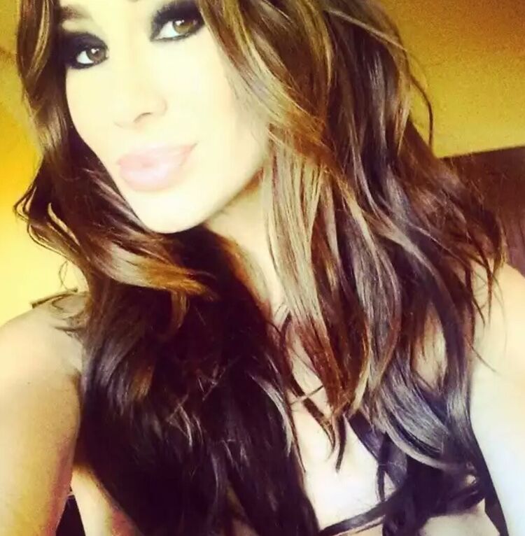  ,   Ann, 32 ,   