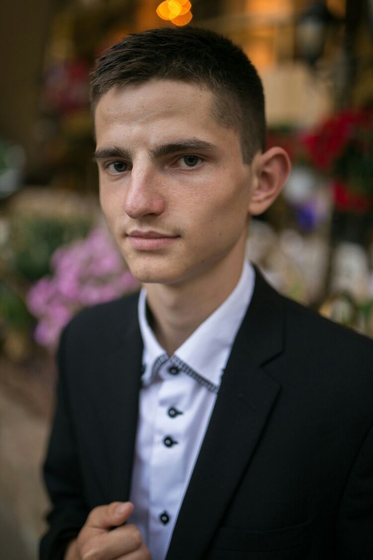  18726319  Vova pisalr, 26 ,    
