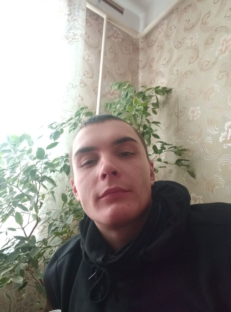 32761119  Alexandr, 31 ,    