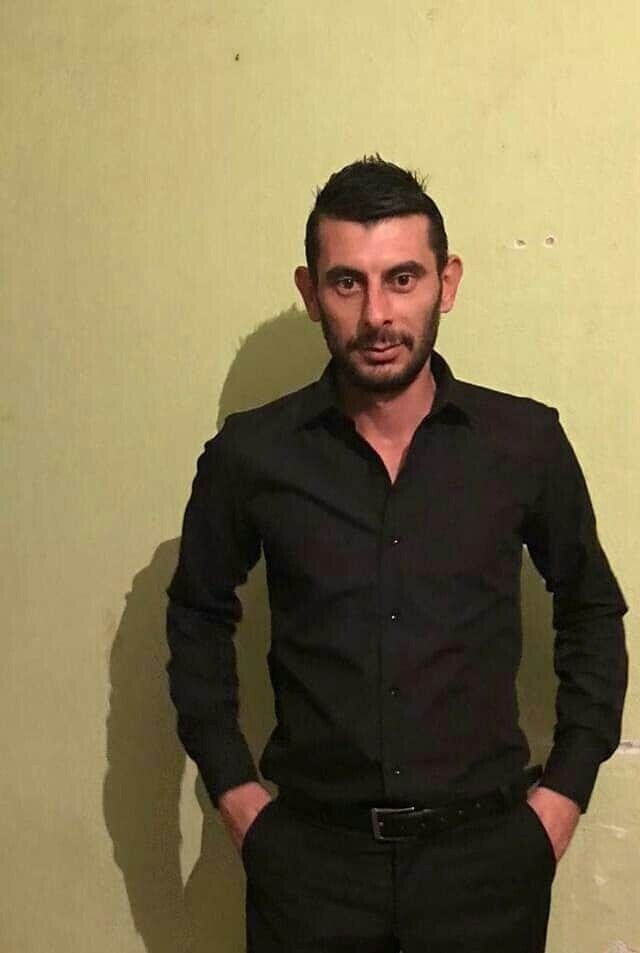  21334299  Emrah, 38 ,    