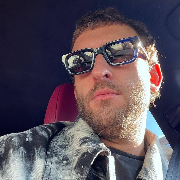  -,   , 37 ,   ,   