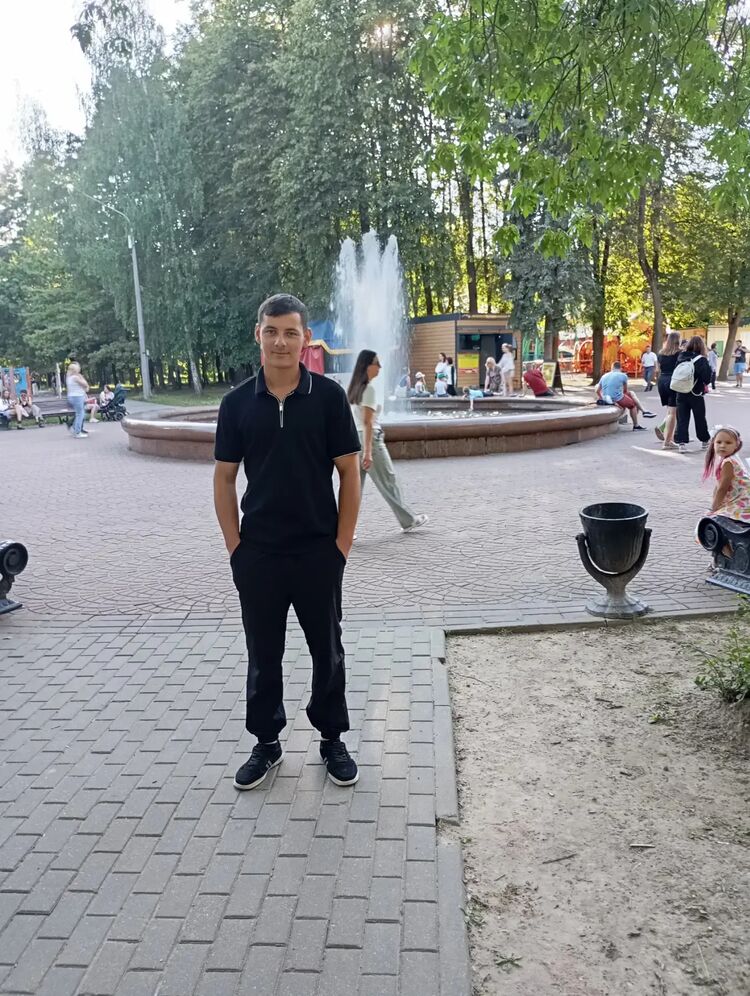  45587969  , 22 ,    