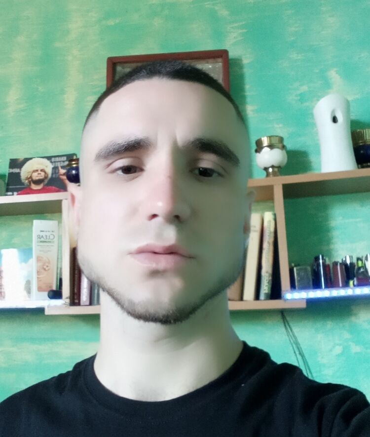  44753629  Borea, 39 ,    