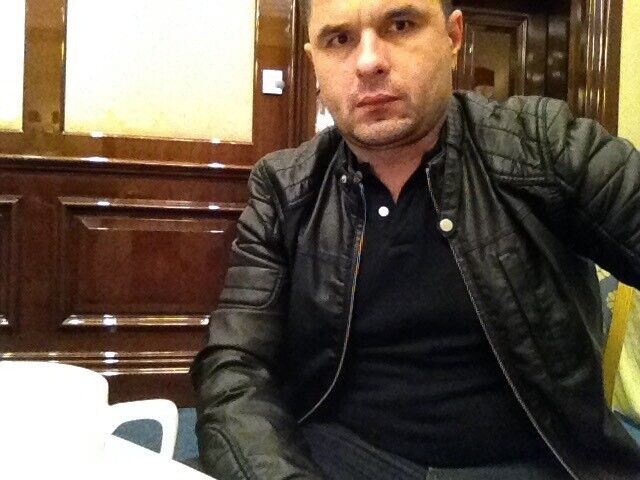  11218109  Ulugbek, 48 ,    