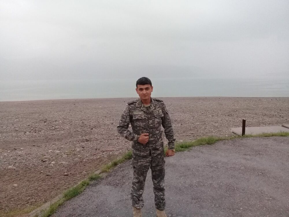  ,   Diyorbek, 33 ,   ,   , c 