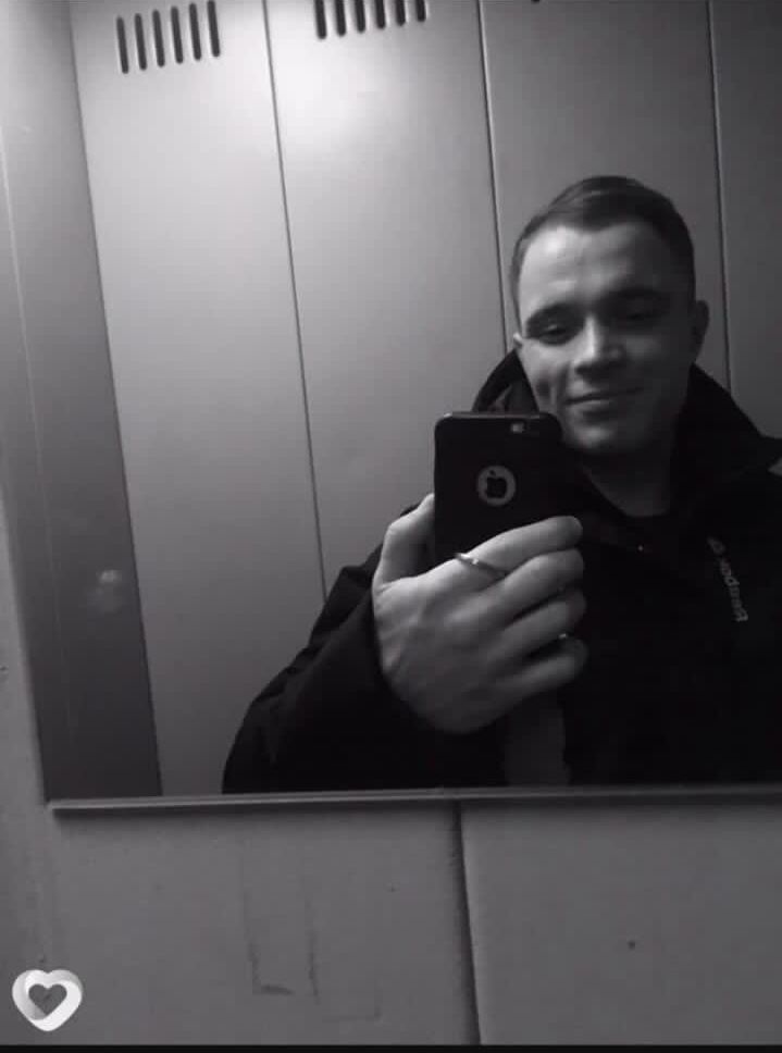  40820329  , 25 ,    