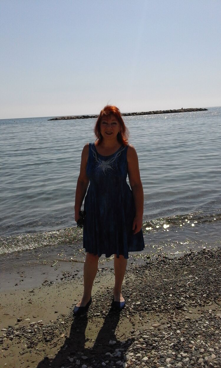  ,   Lara, 69 ,   c 
