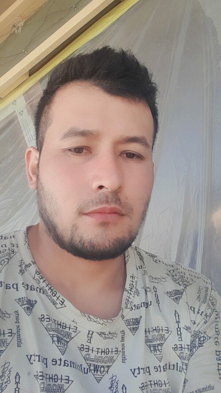  36756519  Islombek, 33 ,    