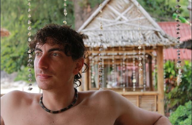  ,   Alessio, 40 ,   ,   , c 