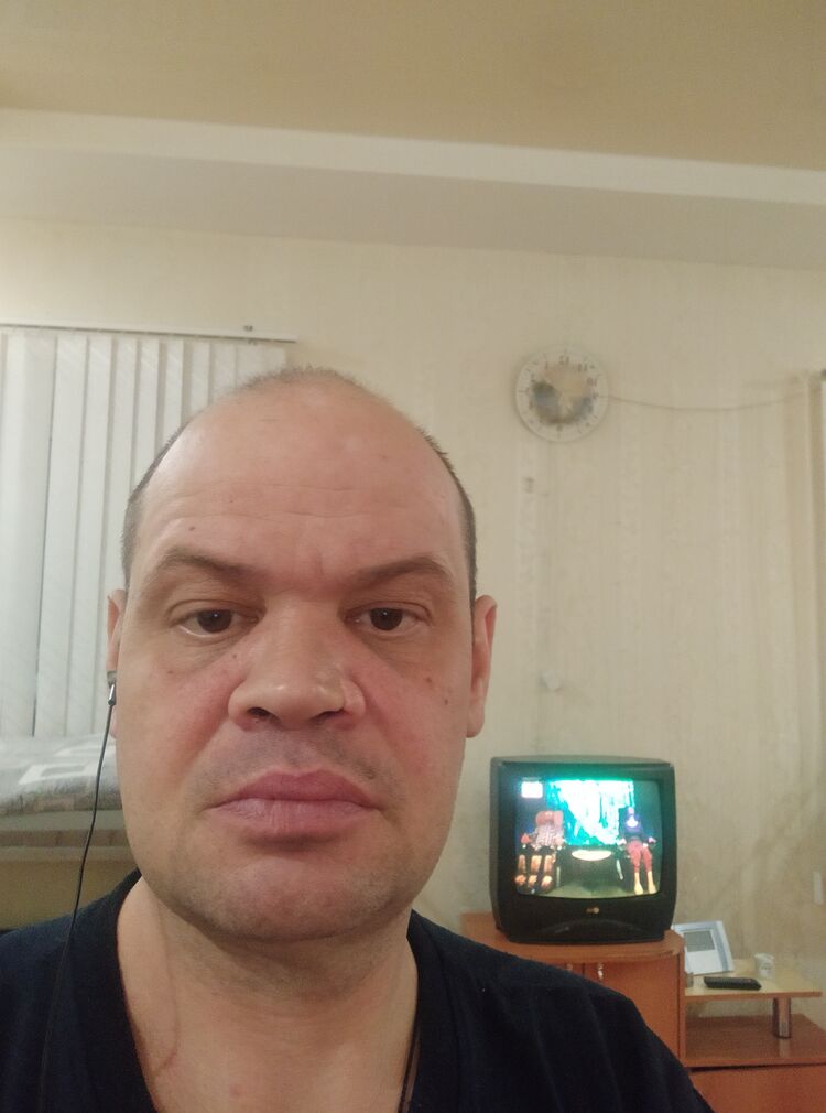  48793039  , 44 ,    