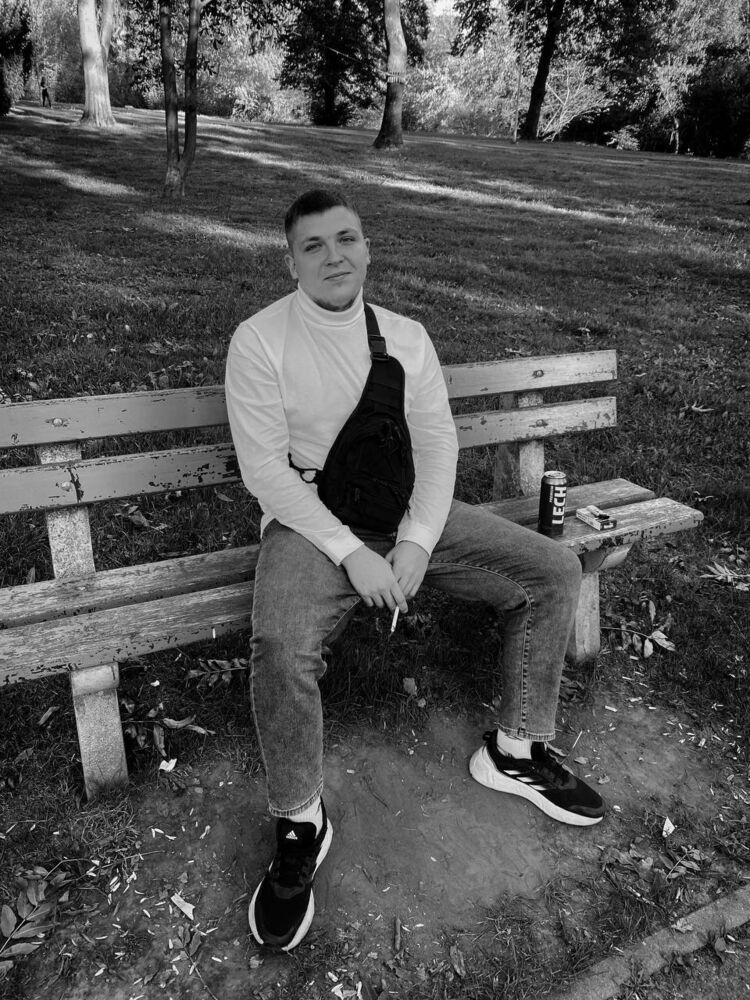  Warszawa,   , 22 ,   ,   