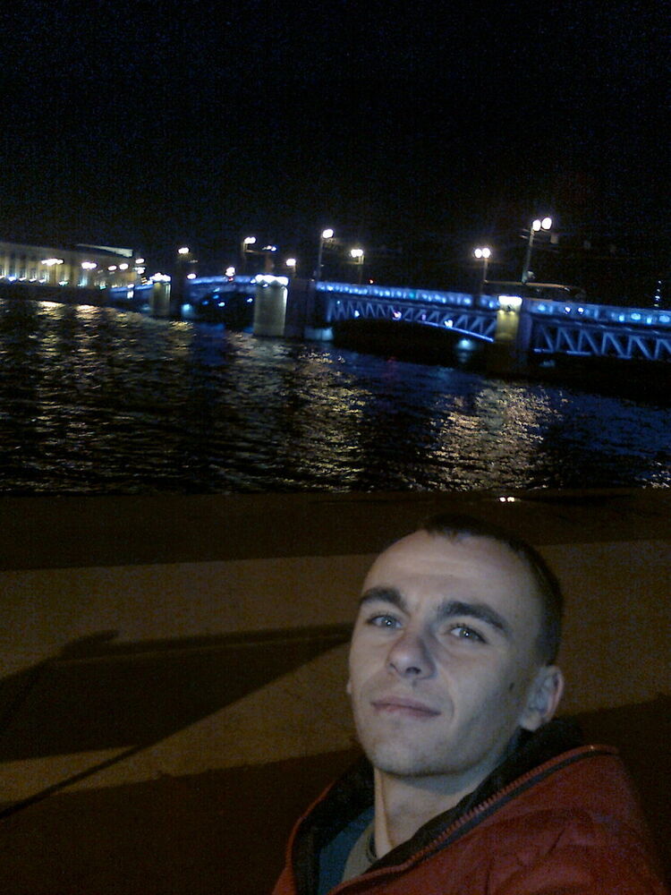  8961889  , 33 ,    -