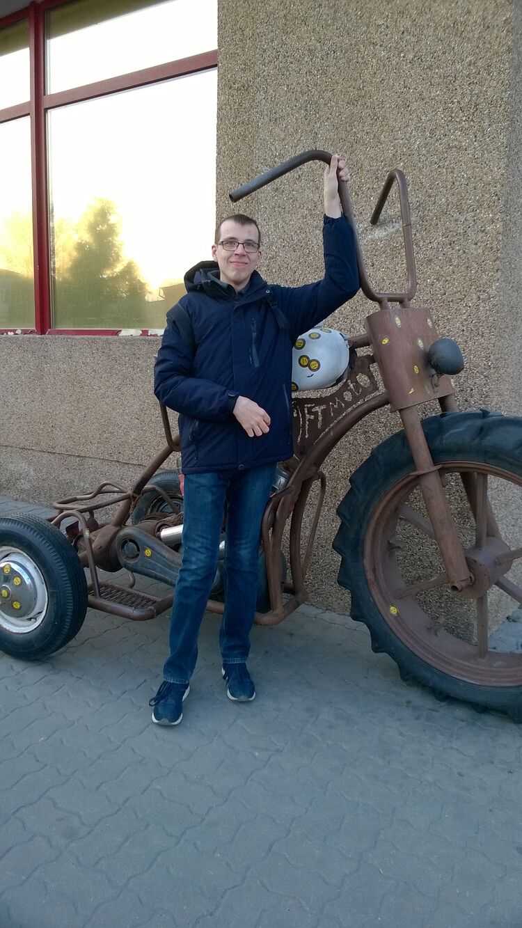 53352589  , 36 ,    