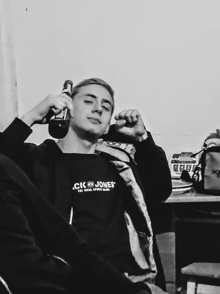  ,   Ivan, 22 ,   ,   , c 