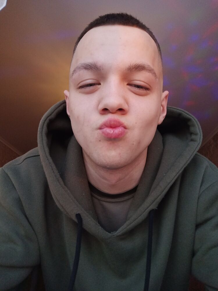  32237839  , 24 ,    