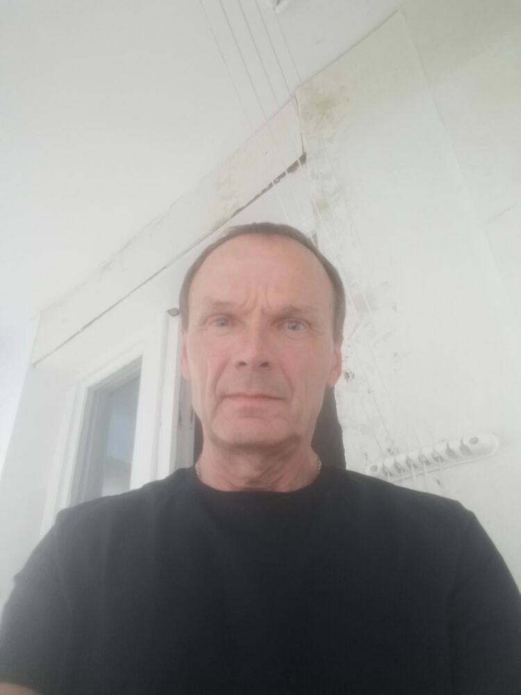  52939509  , 58 ,    