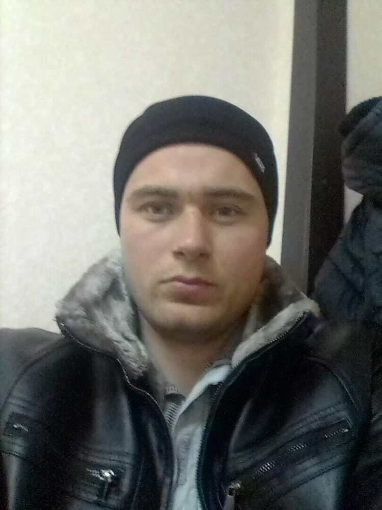  21850639  Leha, 27 ,    