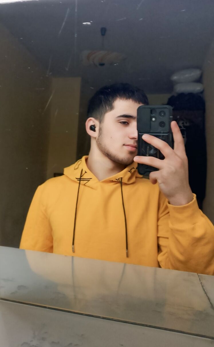  48581409  , 18 ,    