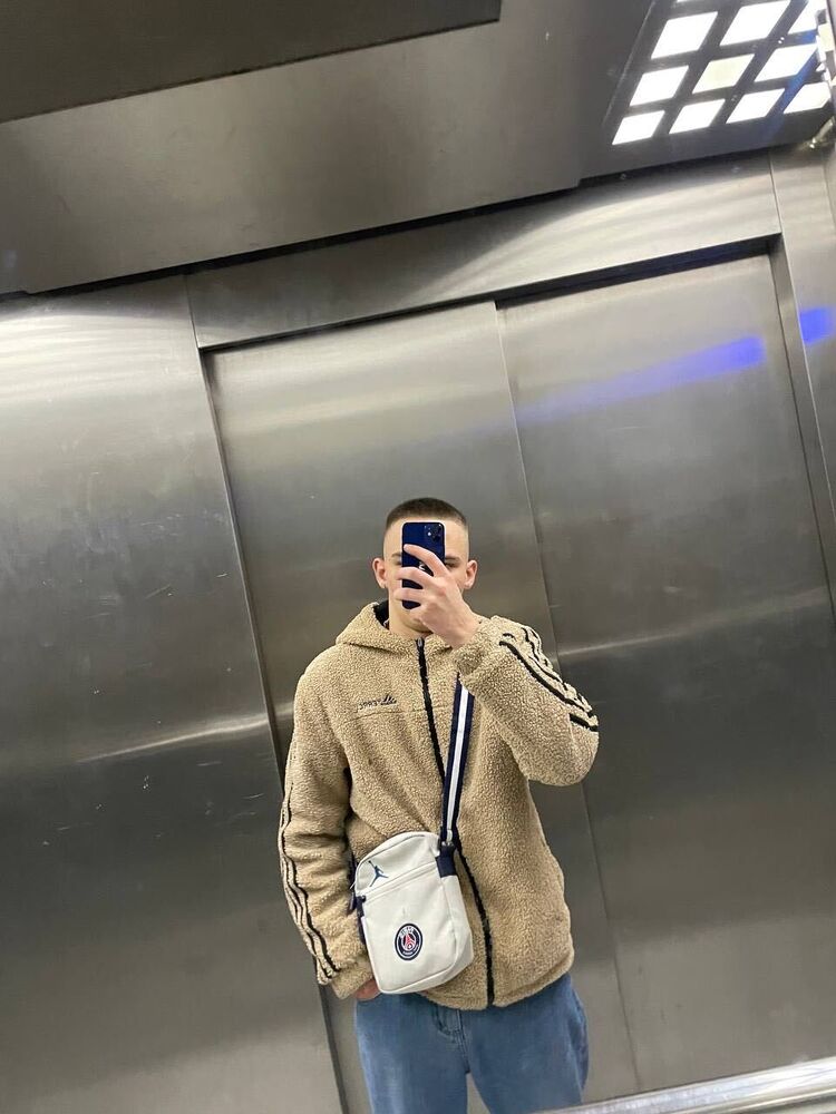  47937199  , 19 ,    -