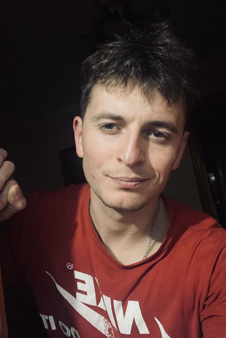  26513399  Oleksandr, 31 ,    
