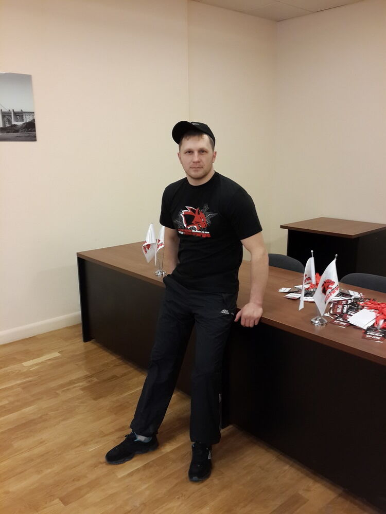  ,   Tolik, 39 ,   