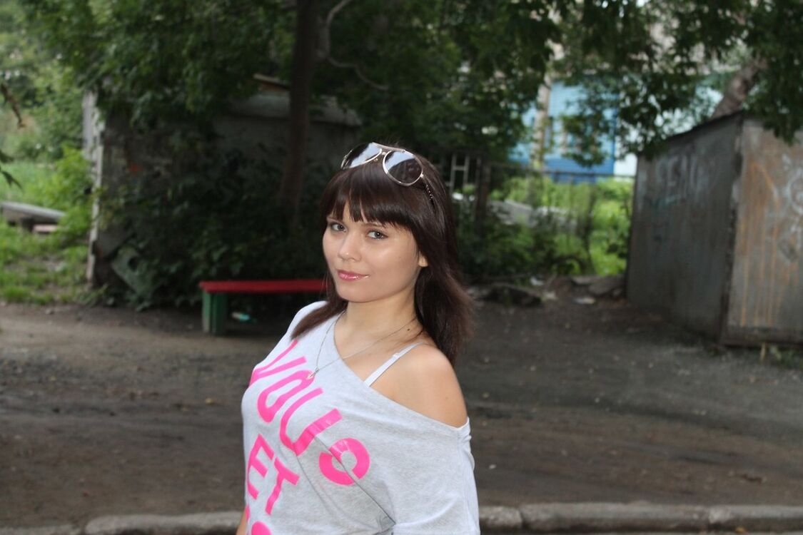 5587429  Lady, 28 ,    