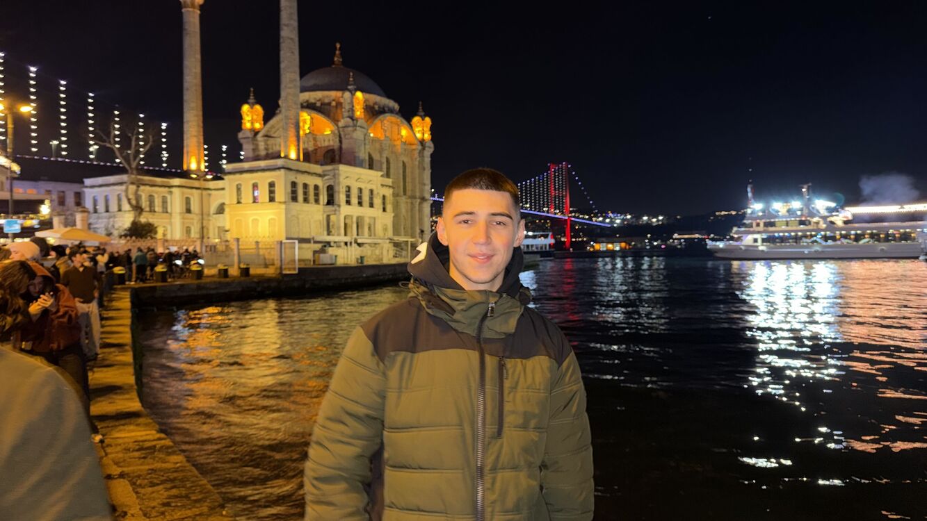 ���� 56037619 ����� Bogdan, 20 ���, ���� ���������� � ��������