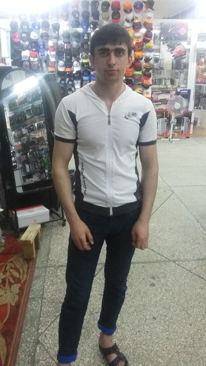  ,   Rusian, 33 ,     , c 