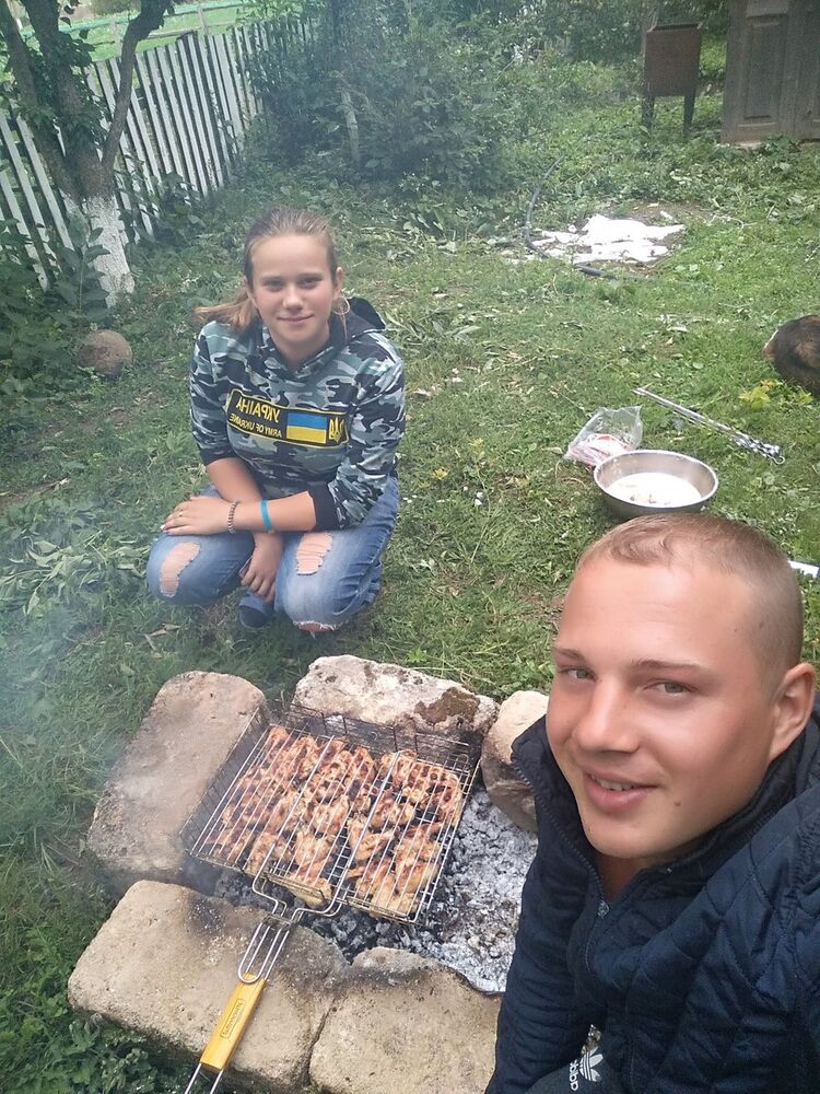  12738819  , 30 ,    