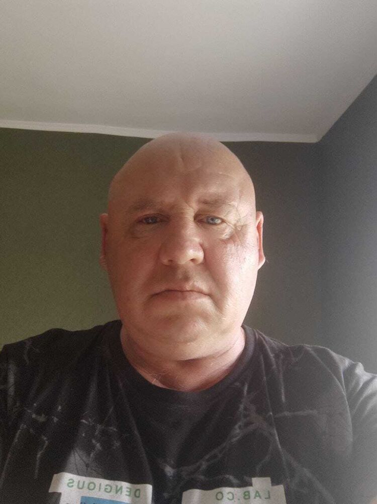  54180239  VLAD, 53 ,    