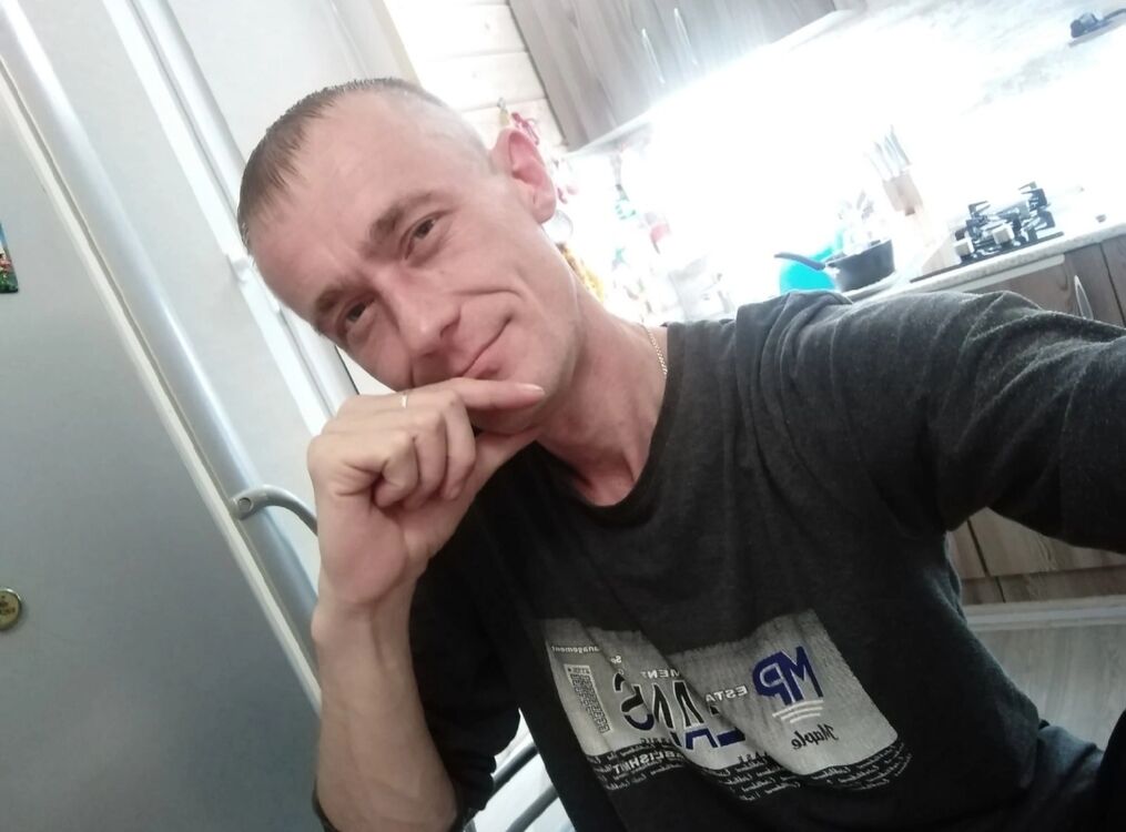  49170879  , 42 ,    