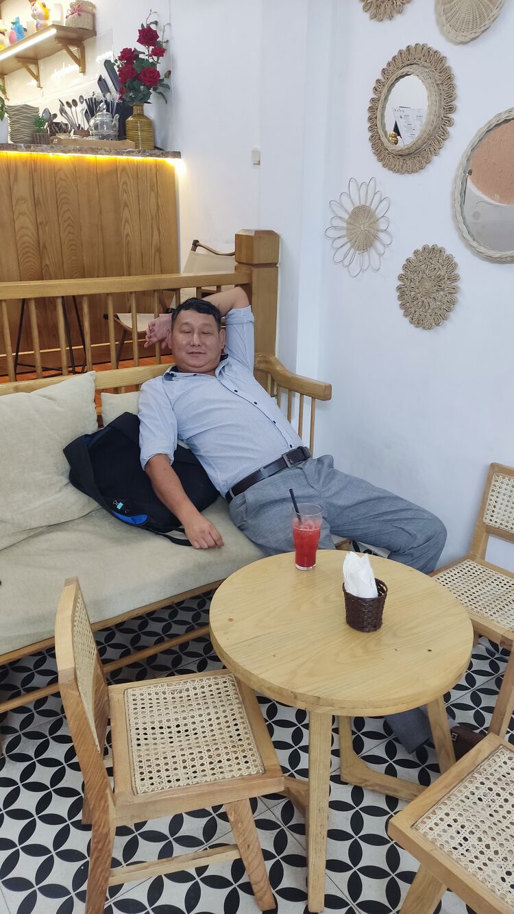  39488289  Dmitry, 42 ,    Ulsan