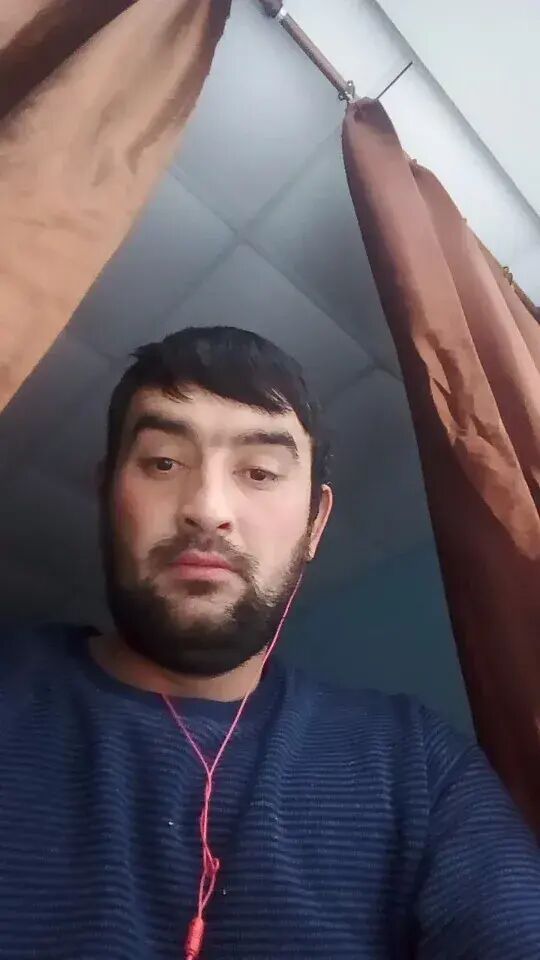  48471469  , 39 ,    