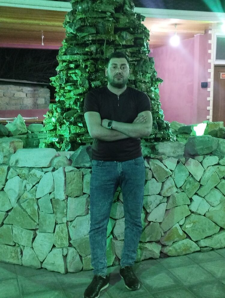  Etimesgut,   Farid, 35 ,   ,   