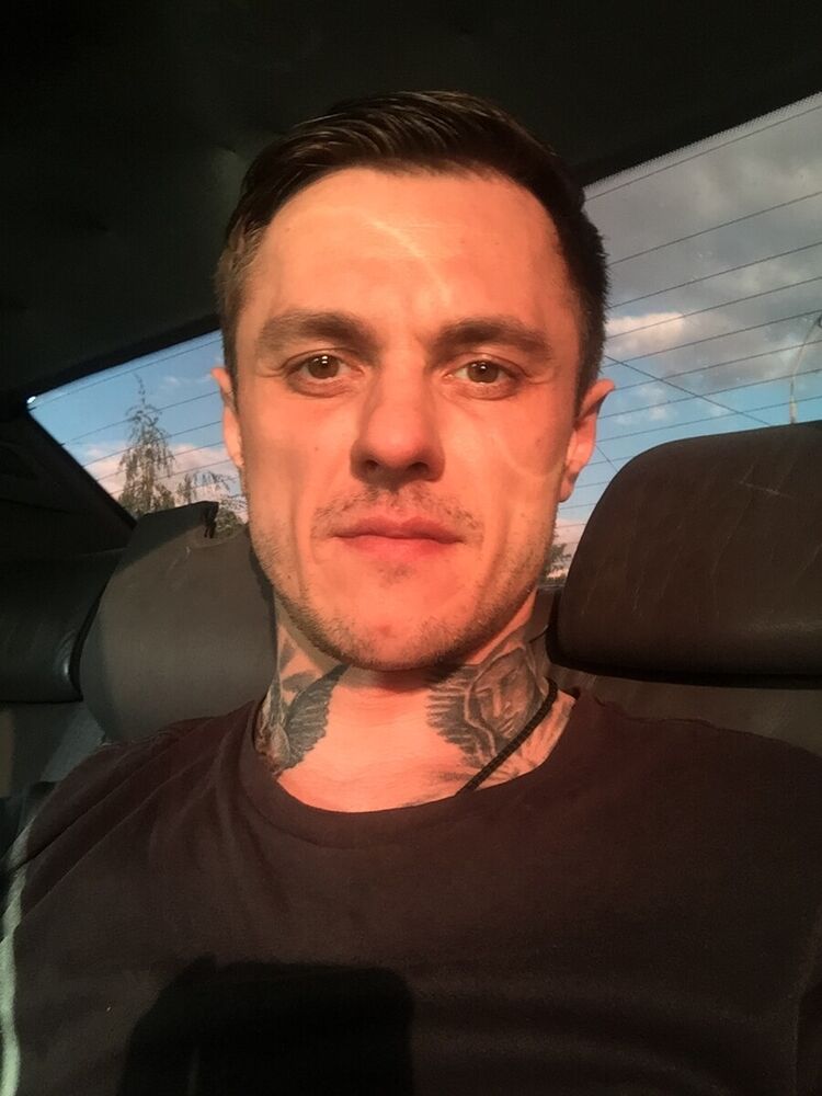  20299819  Jimmy, 40 ,    