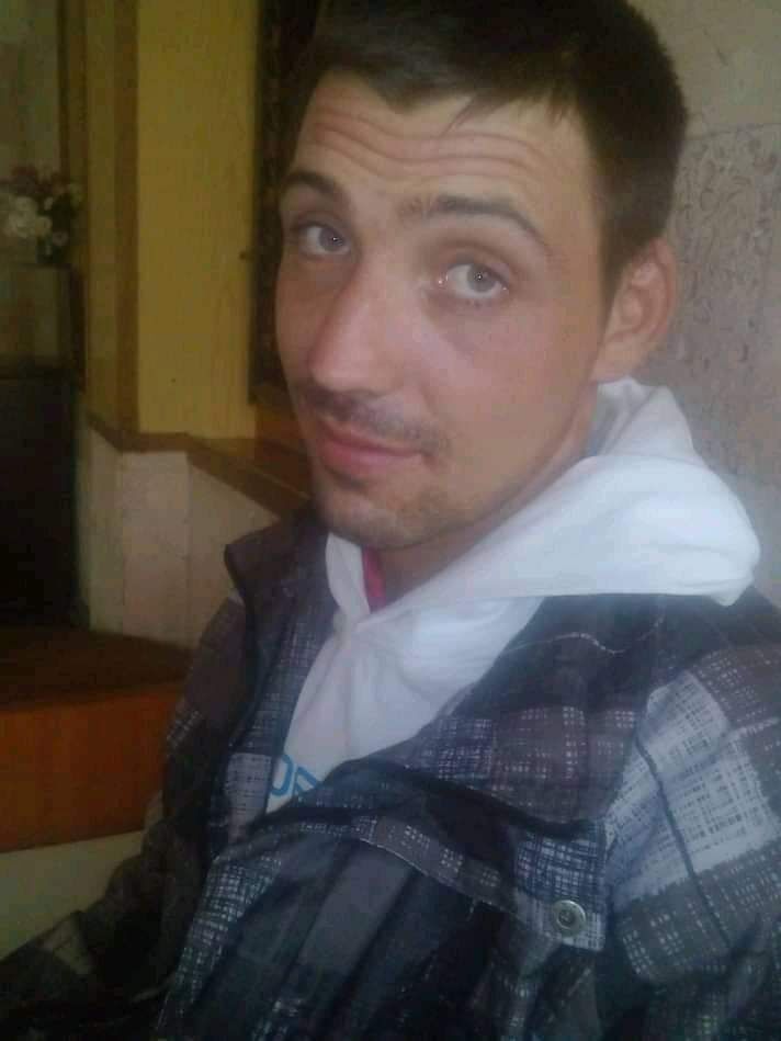  23535649  , 33 ,    