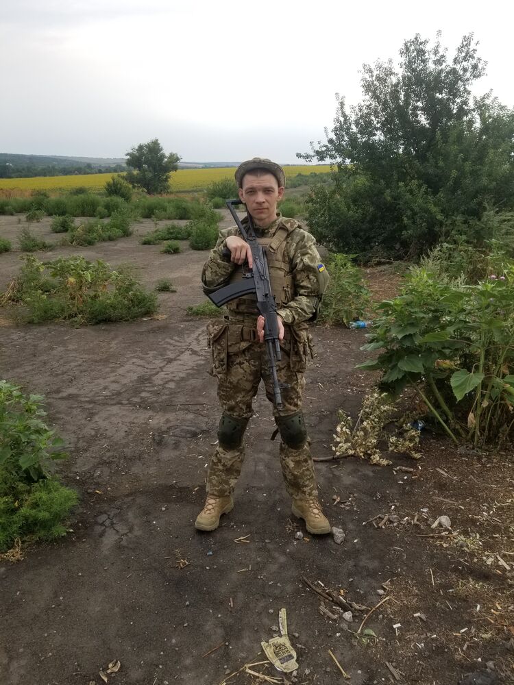  44938219  , 32 ,    