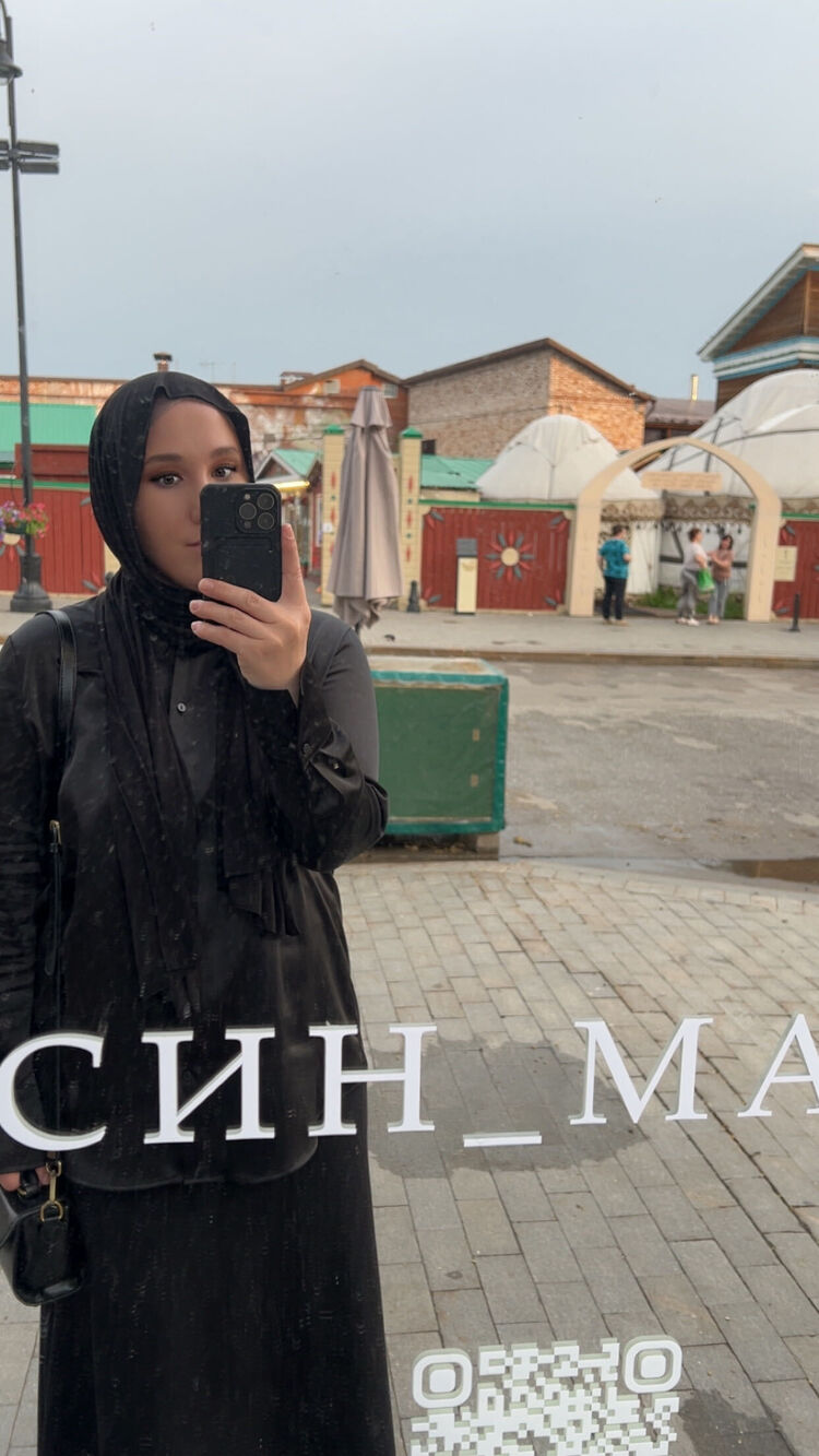  ,   Ms, 37 ,   c 