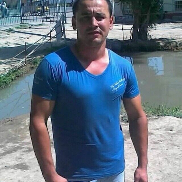  ,   Bobur, 42 ,   ,   , c 