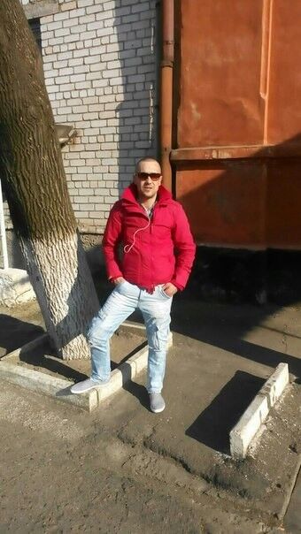  11776229  Vladislav, 43 ,    