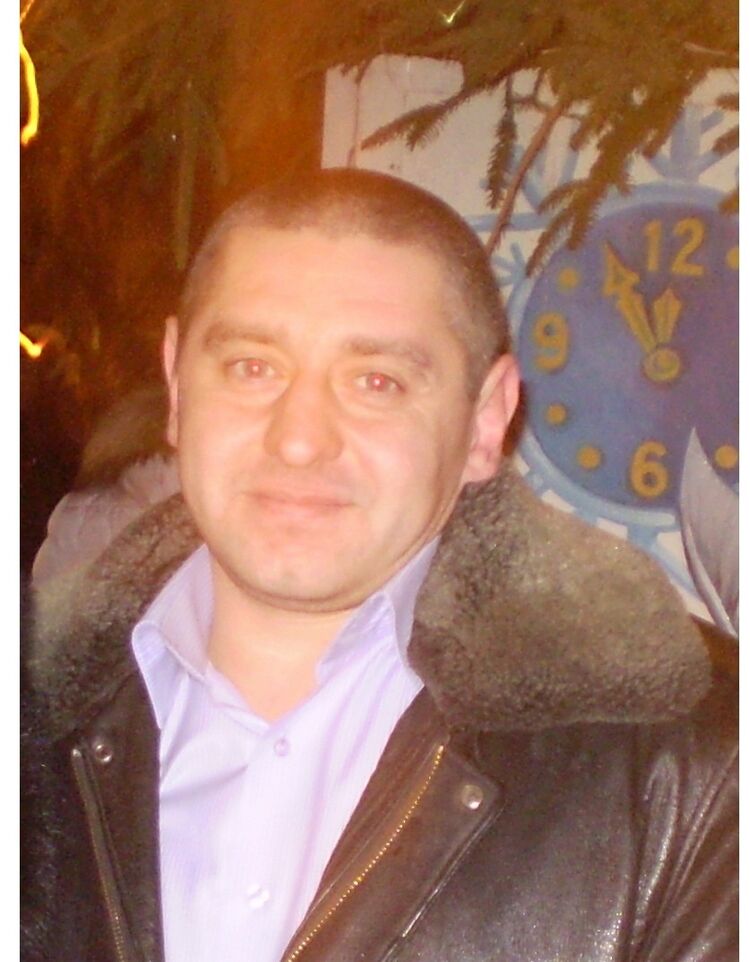  ,   Vova, 54 ,   