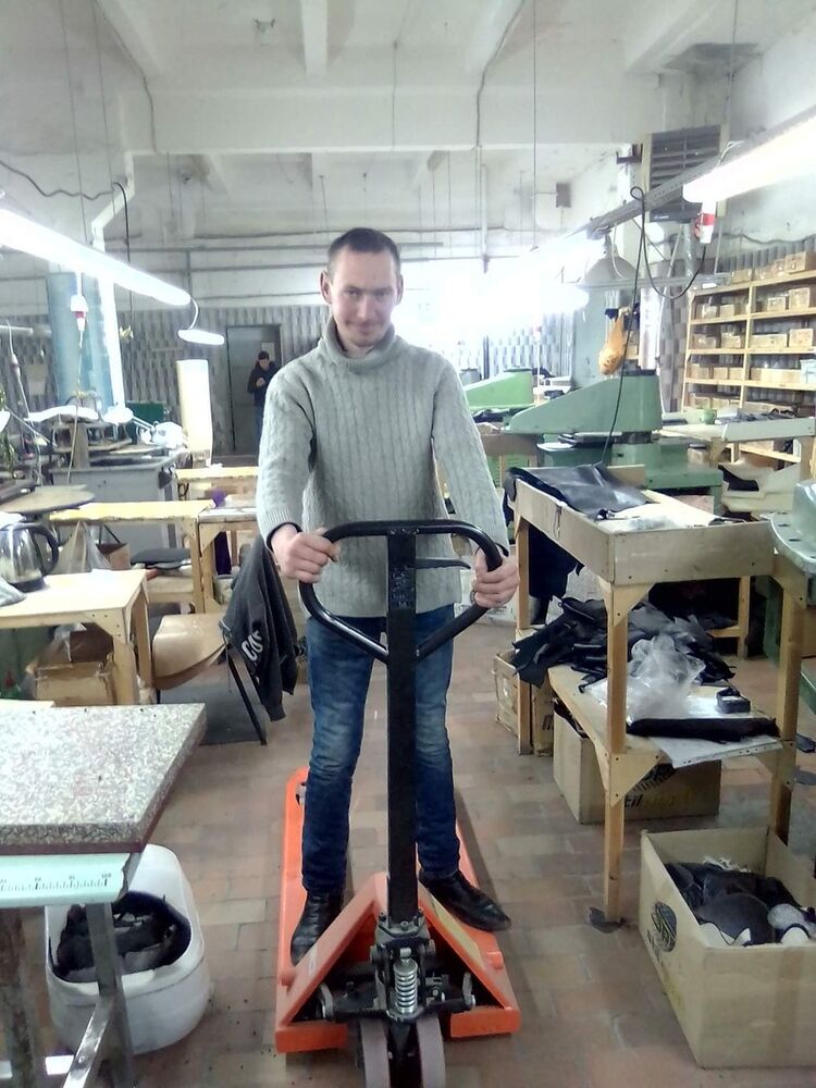  15808069  , 42 ,    