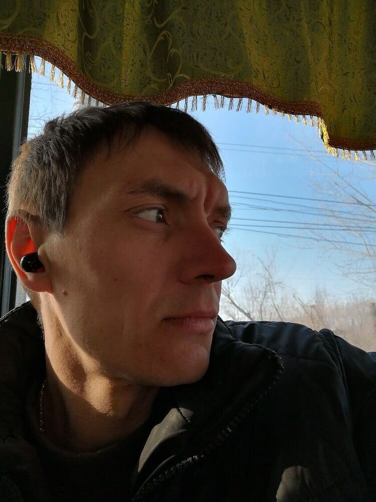  ,   Alexei, 43 ,   ,   , c 
