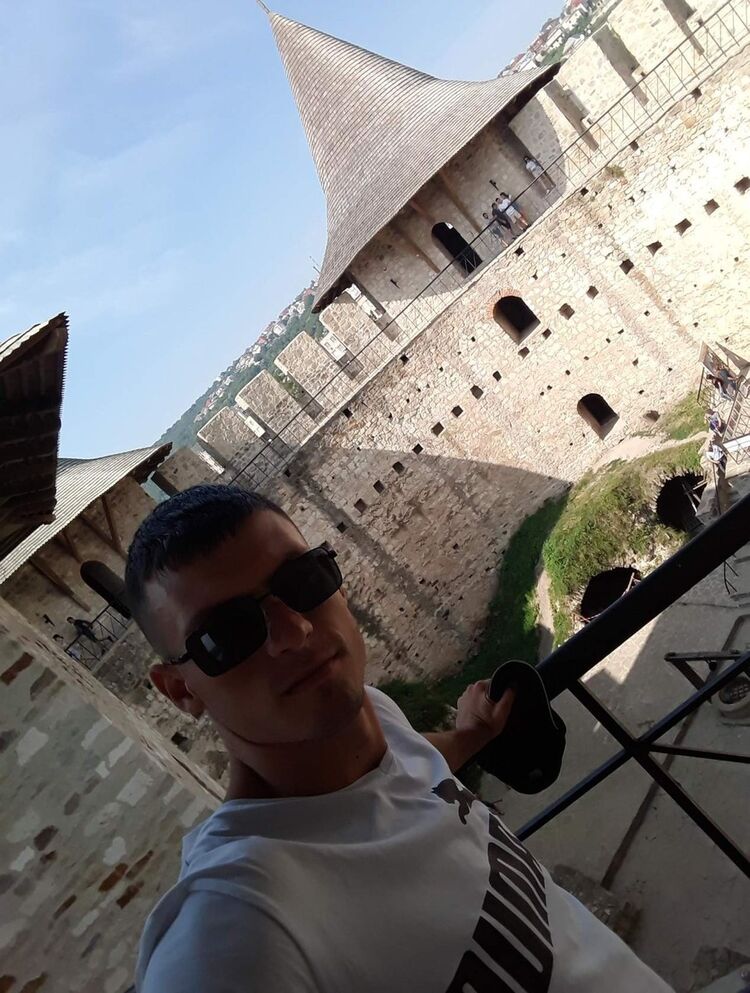  ,   Grigore, 31 ,  