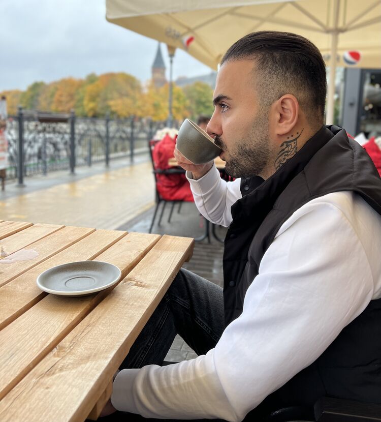  ,   Hamid, 38 ,  