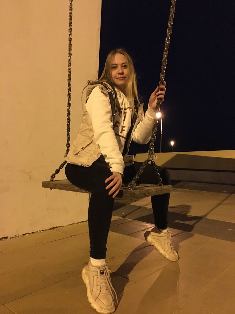  -,   Katrin, 27 ,   ,   
