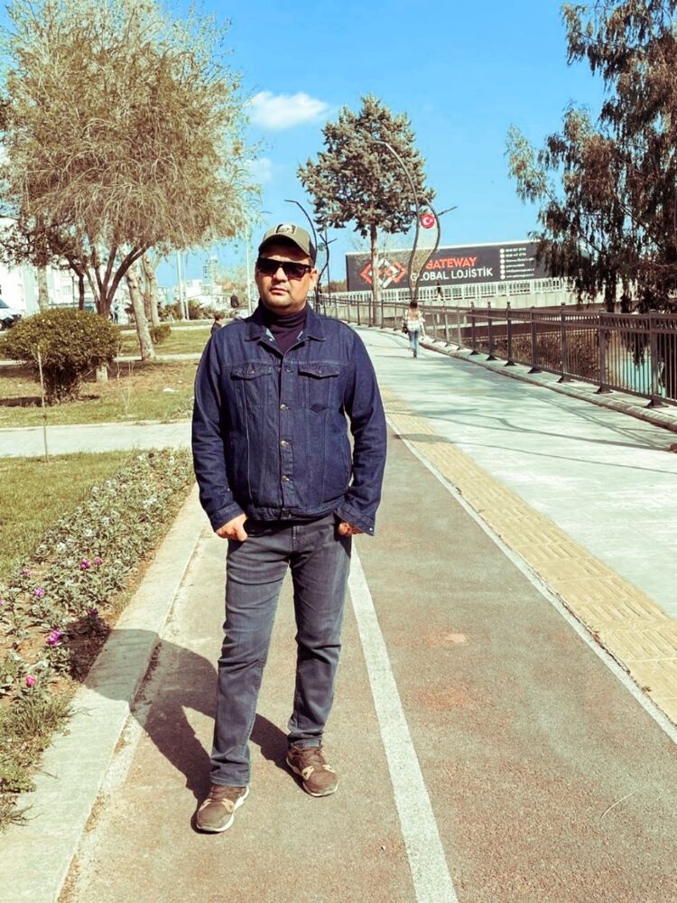  51359609  Timur, 38 ,    