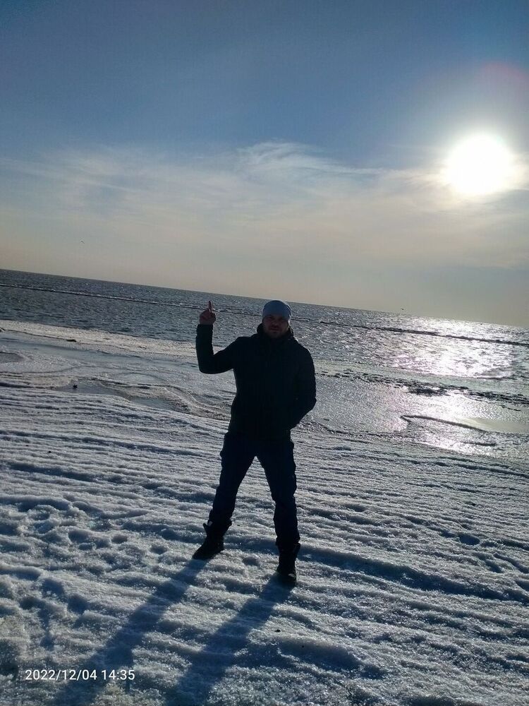  31165969  , 37 ,    